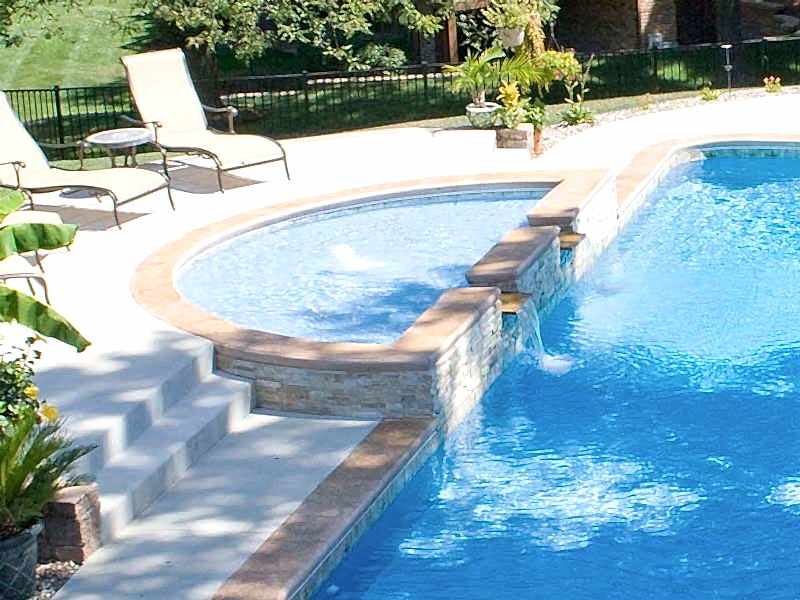 Semicircle Tanning Ledge