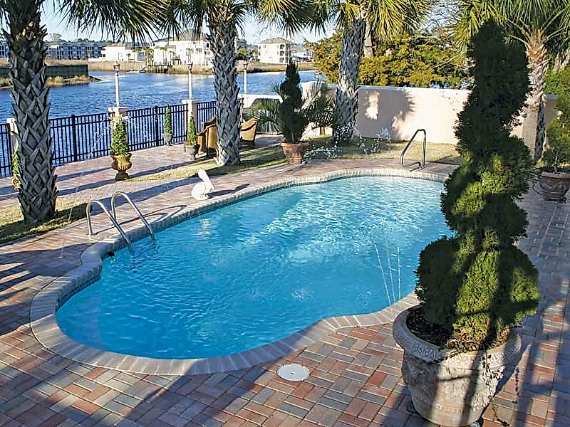 Classic Pool Designs by Blue Hawaiian