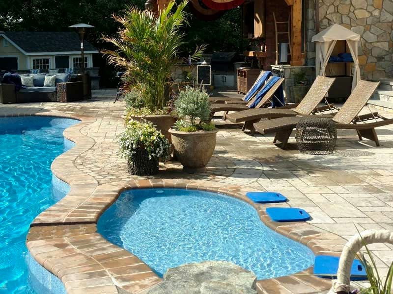 Hermosa Tanning Ledge